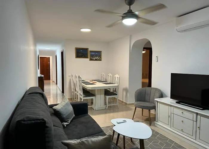 Nuevo Acapulco Apartment *